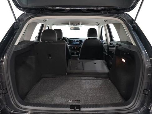 Used 2022 Volkswagen Taos SE image 34