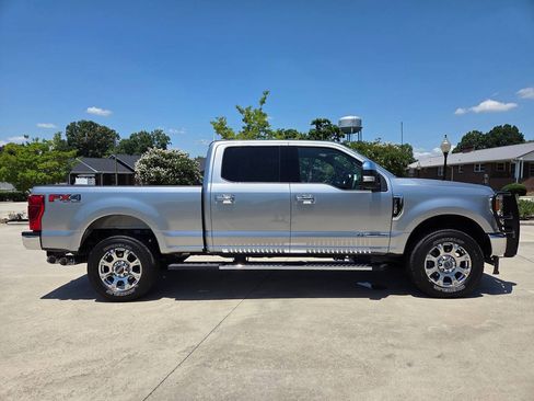 Used 2022 Ford F250 Lariat w/ Chrome Package AWD/4WD image 6