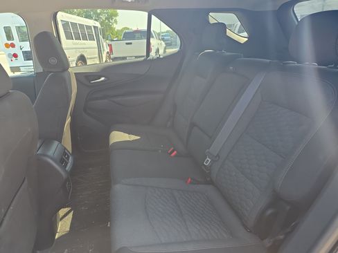 Used 2020 Chevrolet Equinox LT FWD image 11