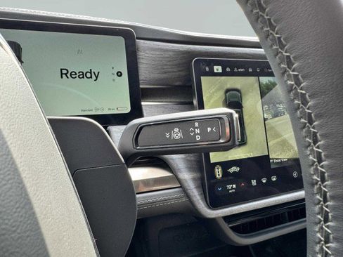 Used 2022 Rivian R1T Adventure image 28