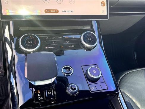 Used 2023 Land Rover Range Rover Sport SE Dynamic image 24