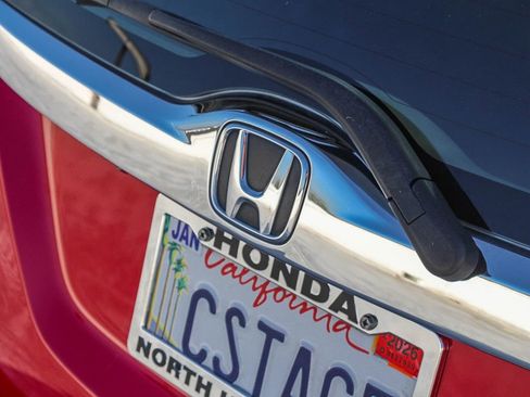 Used 2017 Honda Fit EX image 8