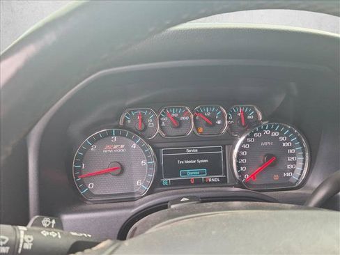 Used 2017 Chevrolet Silverado 1500 LT w/ All Star Edition AWD/4WD image 10