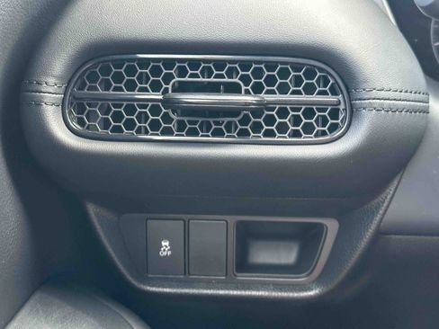 New 2026 Honda HR-V LX image 26