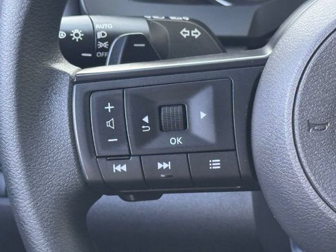 Certified 2025 Nissan Pathfinder S FWD image 15