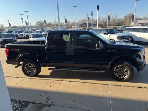 Used 2017 Ford F150 XLT w/ Equipment Group 302A Luxury image 4