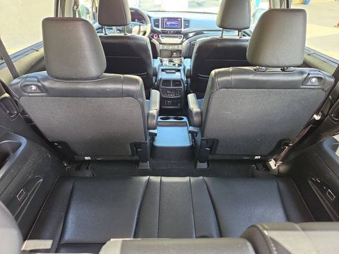 Used 2017 Honda Pilot Elite image 21