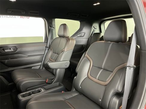New 2025 Nissan Armada SL w/ Captain's Chari Seat Package image 22