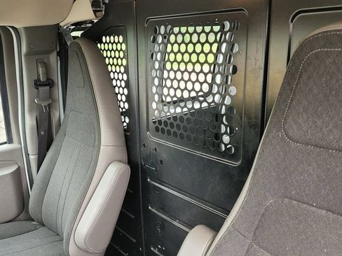 Used 2019 GMC Savana 2500 w/ Driver Convenience Package RWD image 25