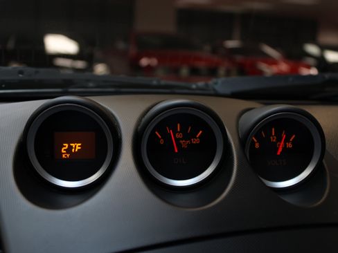 Used 2004 Nissan 350Z Touring image 31