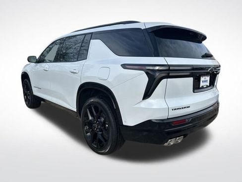 New 2026 Chevrolet Traverse RS image 3