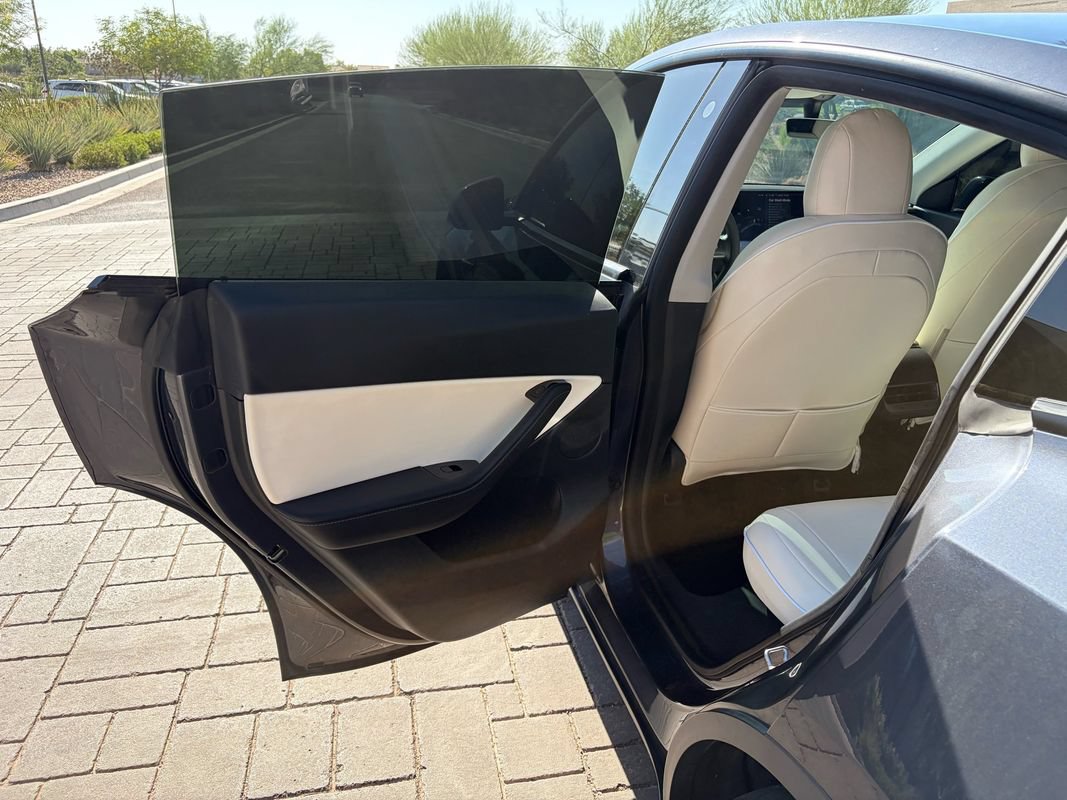 Used 2021 Tesla Model Y 2WD image 10