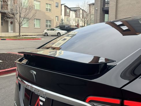 Used 2017 Tesla Model X P100D image 11