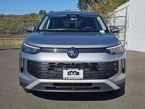 New 2025 Volkswagen Tiguan S image 9