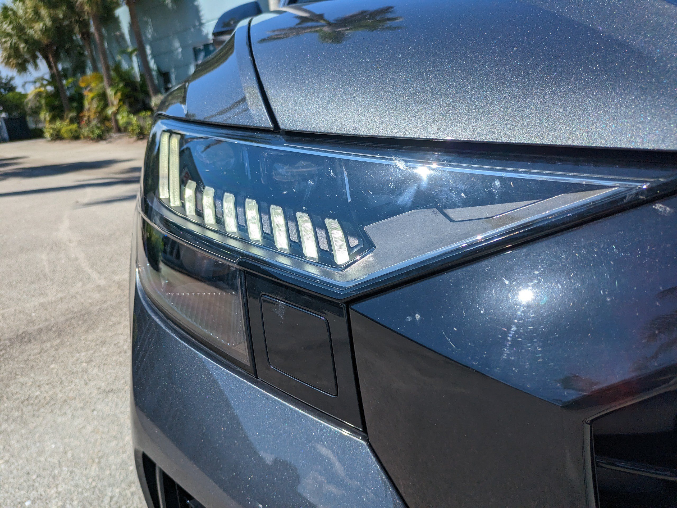 Used 2023 Audi RS Q8 w/ Black Optic Package AWD/4WD image 9