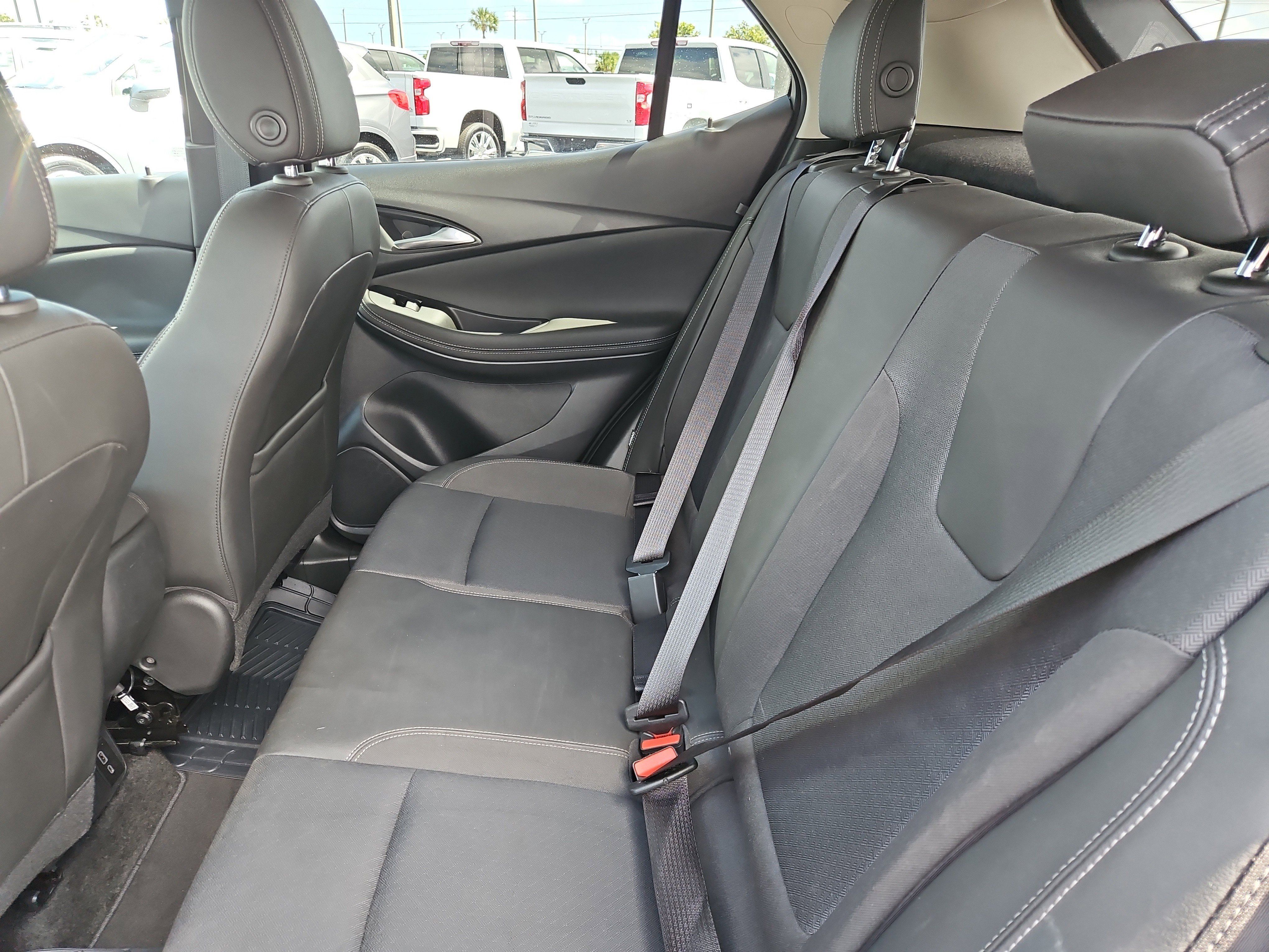 Certified 2024 Buick Encore GX Preferred FWD image 11