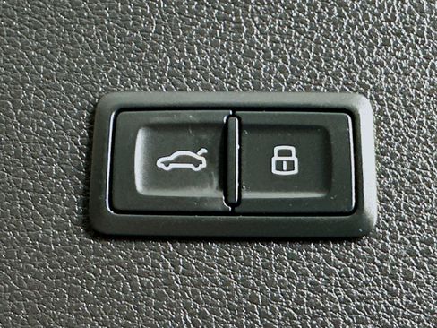 Used 2018 Audi Q5 Prestige image 31