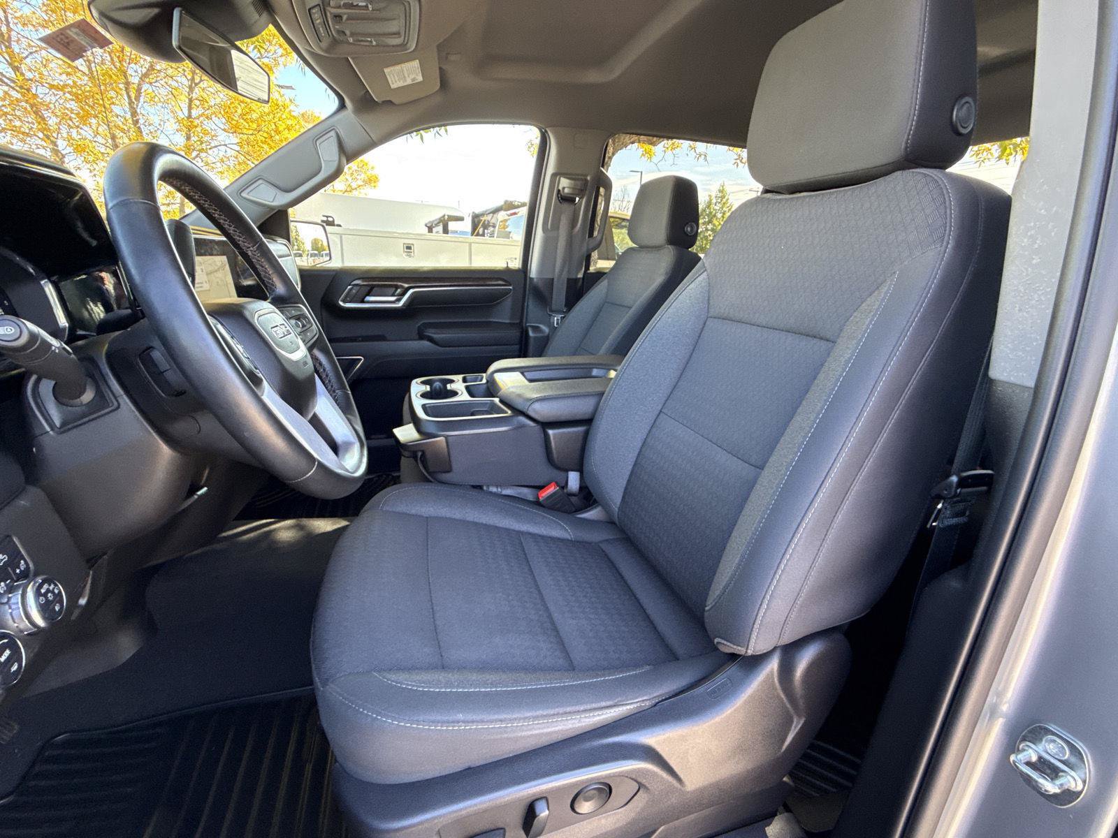 Used 2023 GMC Sierra 1500 Elevation AWD/4WD image 15
