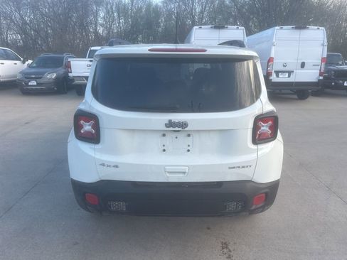 Used 2018 Jeep Renegade Sport w/ Power & Air Group image 8