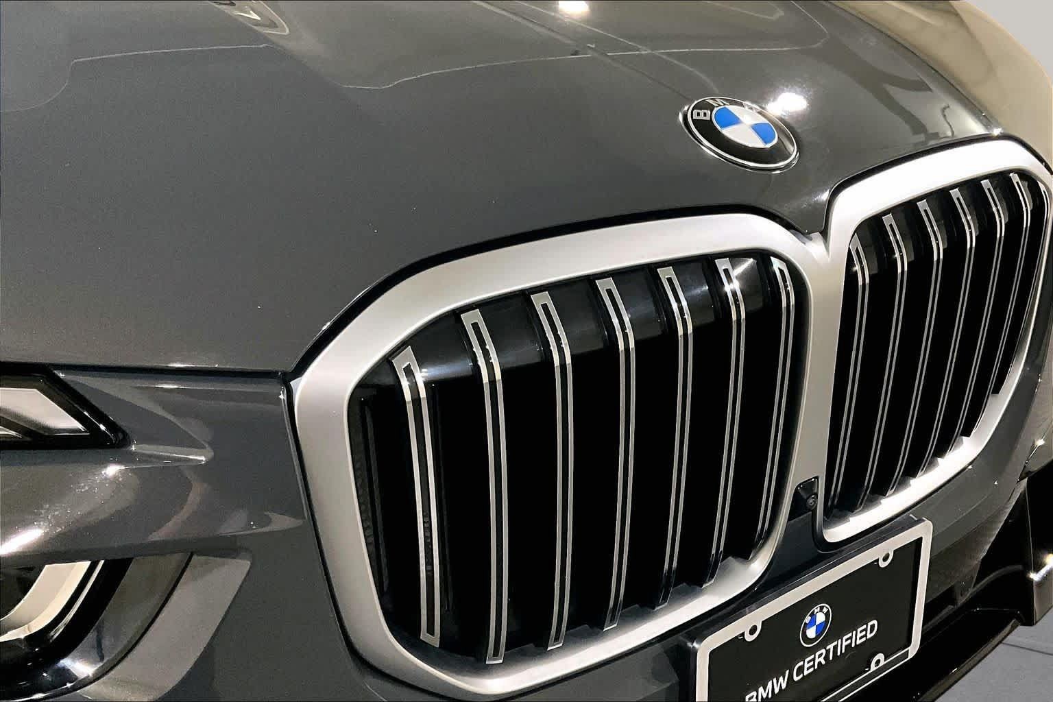 Used 2024 BMW X7 xDrive40i w/ Executive Package AWD/4WD image 31