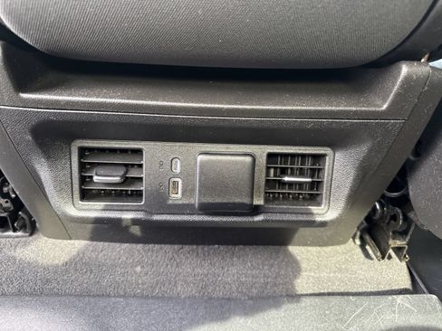 Used 2024 Chevrolet Silverado 1500 LT AWD/4WD image 17