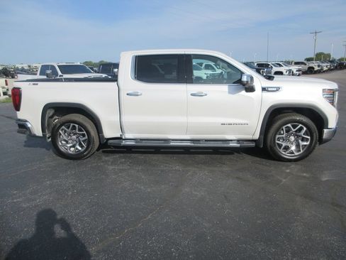 Certified 2024 GMC Sierra 1500 SLT w/ SLT Premium Plus Package AWD/4WD image 5