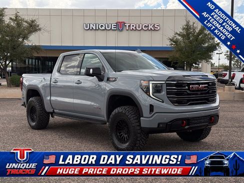Used 2024 GMC Sierra 1500 AT4 w/ Technology Package AWD/4WD image 4