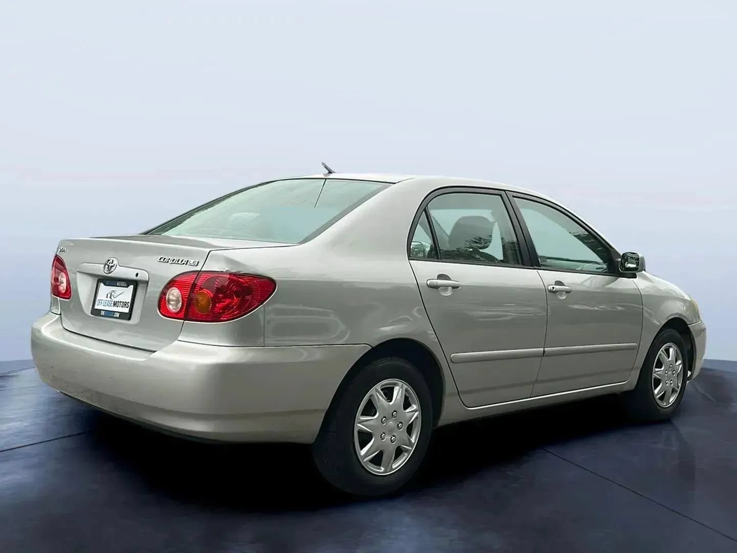 Used 2004 Toyota Corolla LE FWD image 5