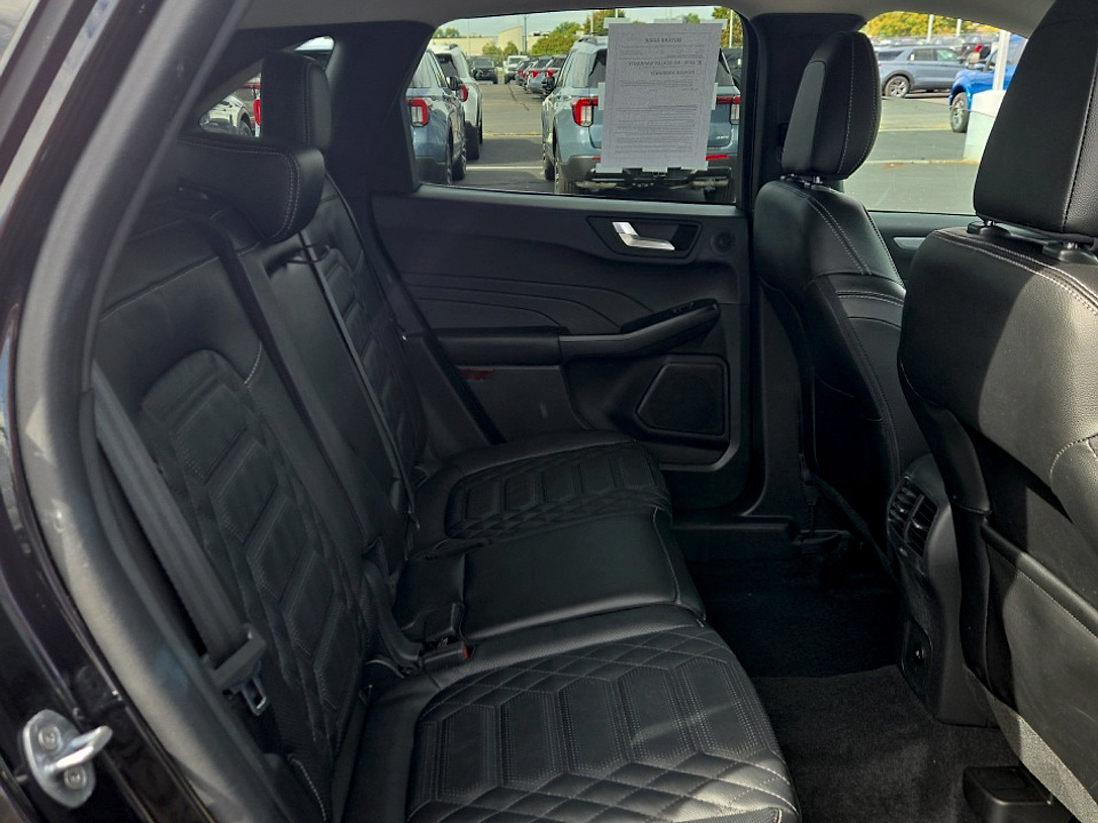 Used 2023 Ford Escape Platinum w/ Premium Technology Package AWD/4WD image 22