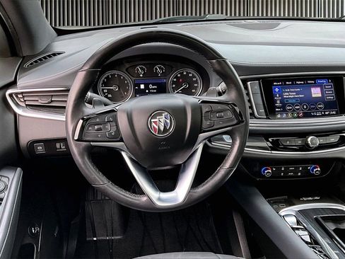 Used 2022 Buick Enclave Essence w/ Experience Buick Package image 5