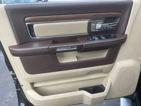 Used 2014 RAM 2500 Laramie w/ Convenience Group AWD/4WD image 12