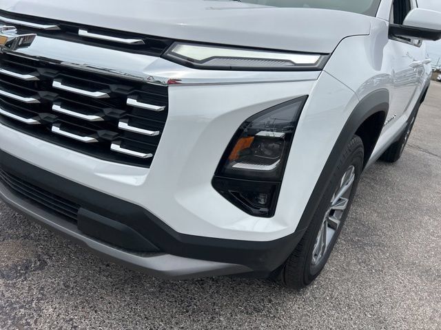 New 2026 Chevrolet Equinox LT w/ Convenience Package II FWD image 9
