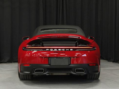 Certified 2025 Porsche 911 Carrera RWD image 4