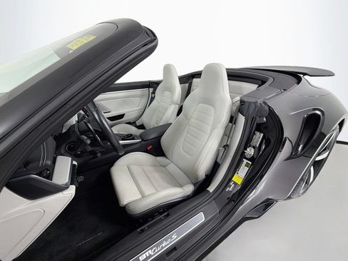 Certified 2023 Porsche 911 Turbo S AWD/4WD image 5