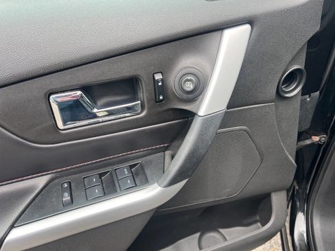 Used 2013 Ford Edge SEL image 9