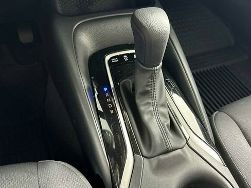 Used 2024 Toyota Corolla LE image 23