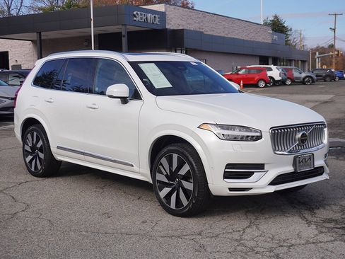 Used 2024 Volvo XC90 T8 Plus w/ Protection Package image 73