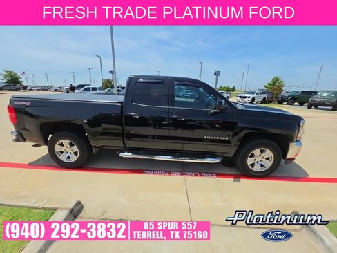Used 2017 Chevrolet Silverado 1500 LT w/ All Star Edition AWD/4WD image 5
