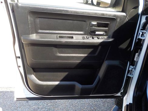 Used 2022 RAM 2500 Tradesman w/ Chrome Appearance Group image 15