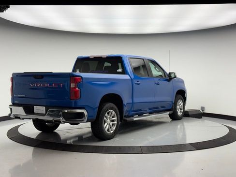 Used 2024 Chevrolet Silverado 1500 LT image 9