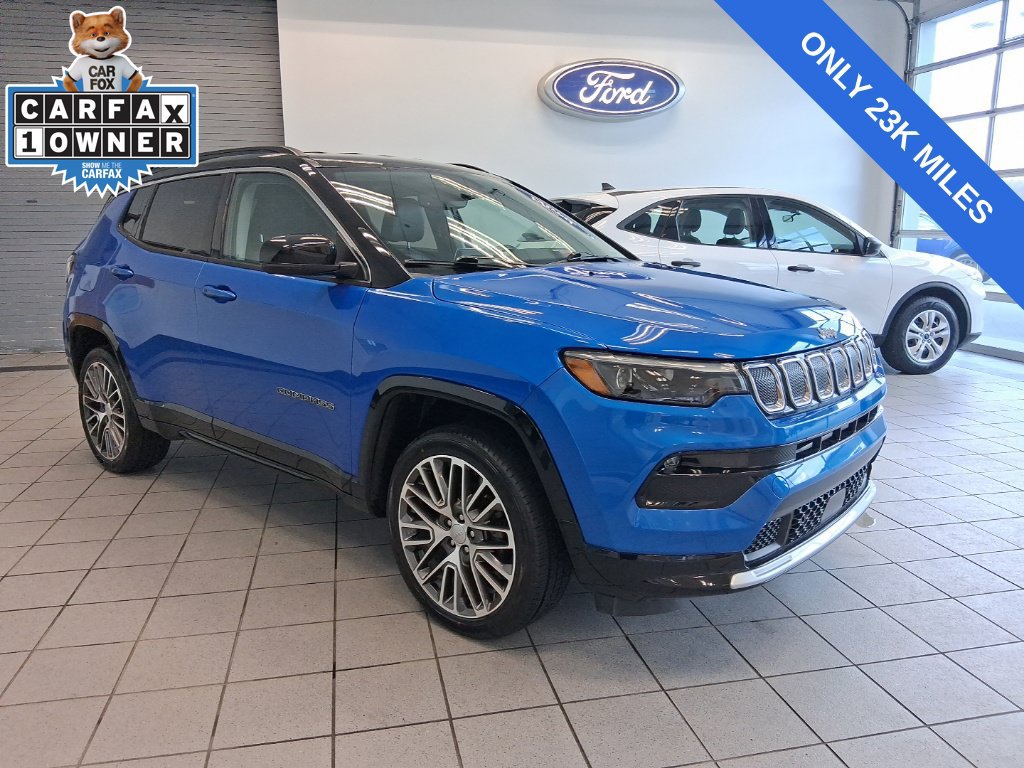 Used 2022 Jeep Compass Limited w/ Elite Group AWD/4WD image 1