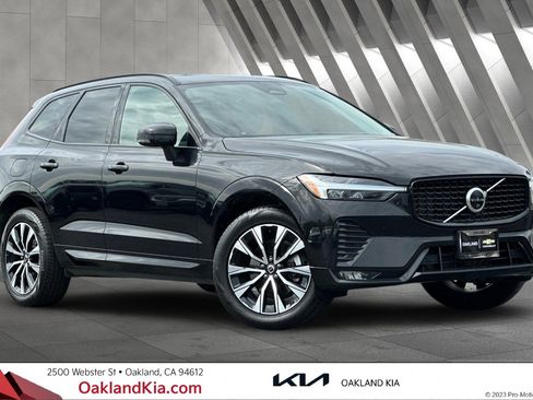 Used 2025 Volvo XC60 B5 Plus image 1