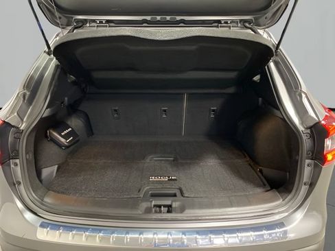 Certified 2022 Nissan Rogue Sport SL AWD/4WD image 25