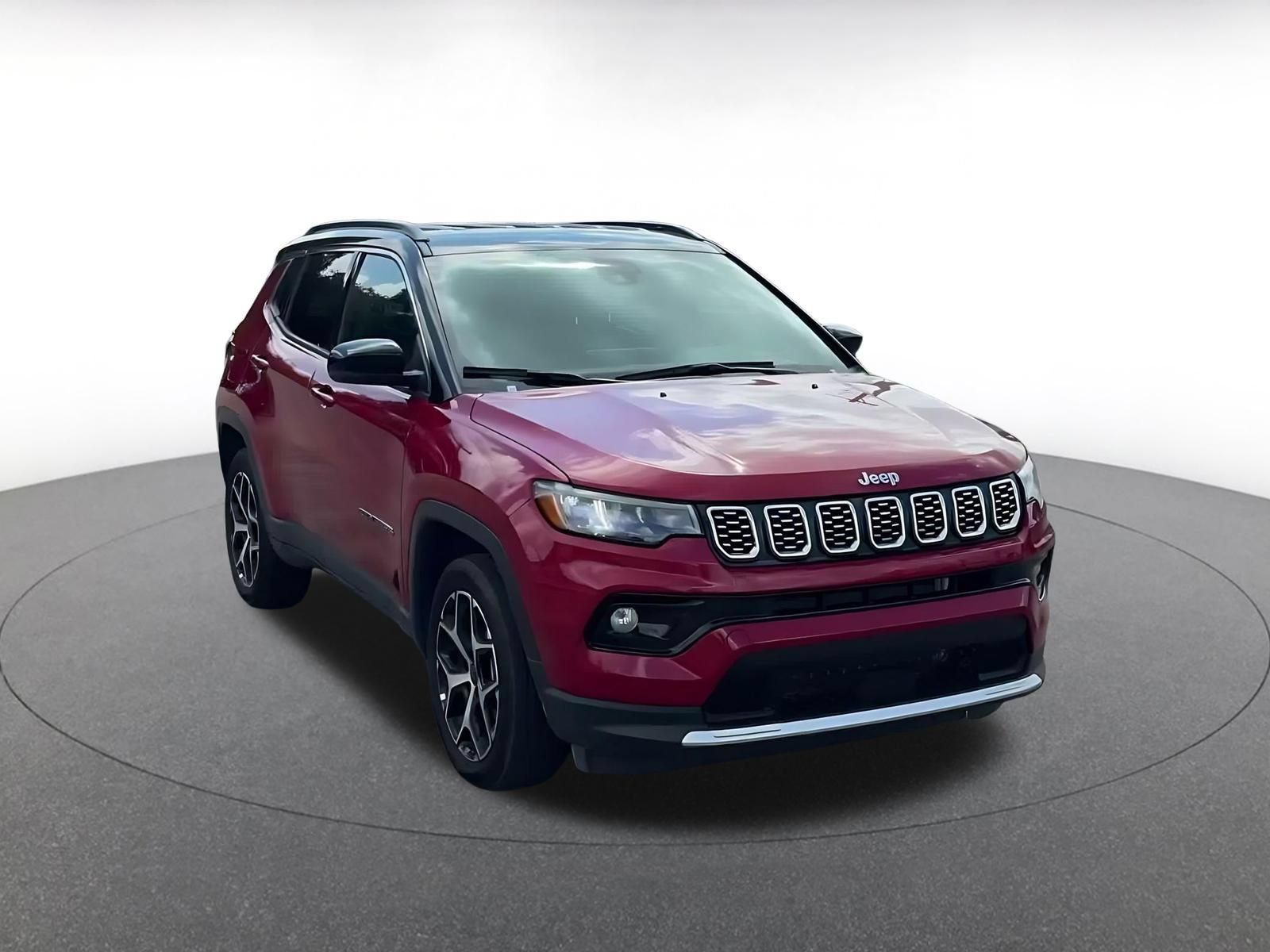 Used 2025 Jeep Compass Limited AWD/4WD image 3