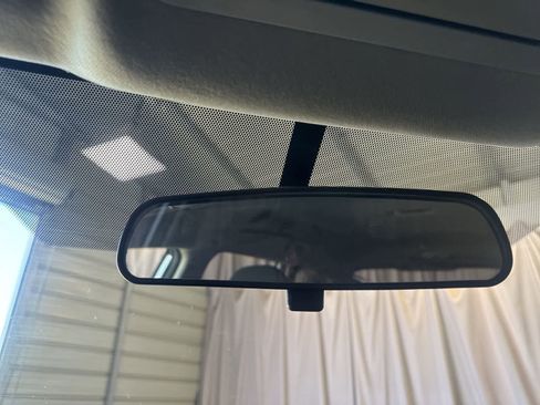 Used 2014 Nissan Rogue SV FWD image 20