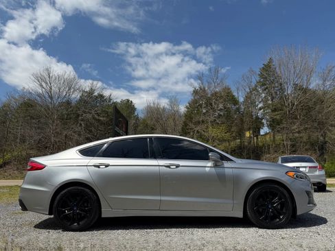 Used 2020 Ford Fusion SEL FWD image 7