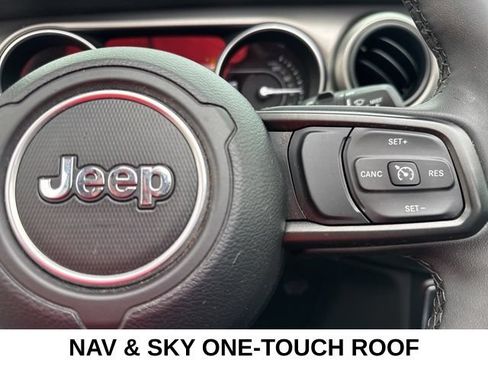 Used 2023 Jeep Wrangler Unlimited w/ Sun & Screen Package AWD/4WD image 43