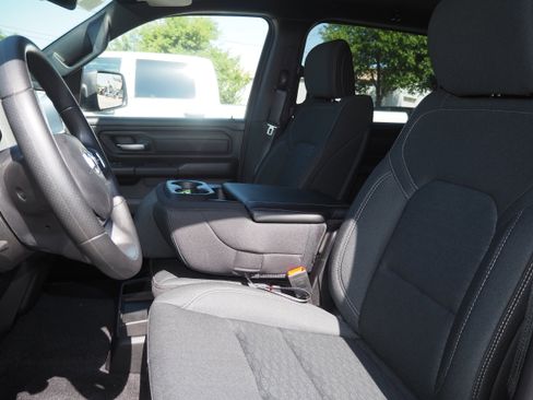 New 2025 RAM 1500 Tradesman w/ Night Edition image 11