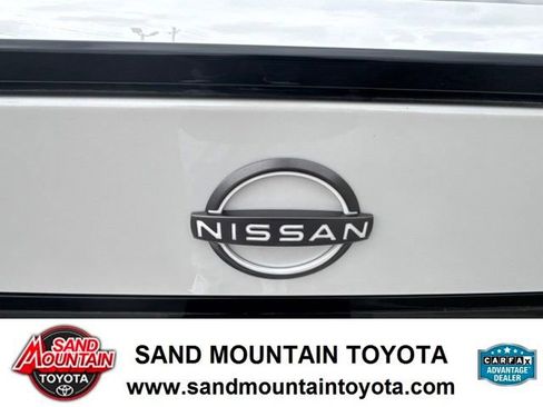 Used 2026 Nissan Sentra SR w/ SR Premium Package FWD image 11