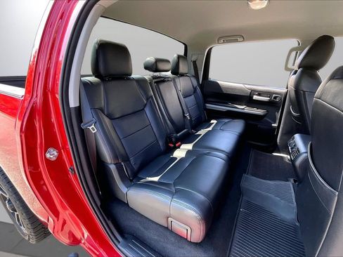 Used 2019 Toyota Tundra SR5 w/ SR5 Upgrade Package AWD/4WD image 25